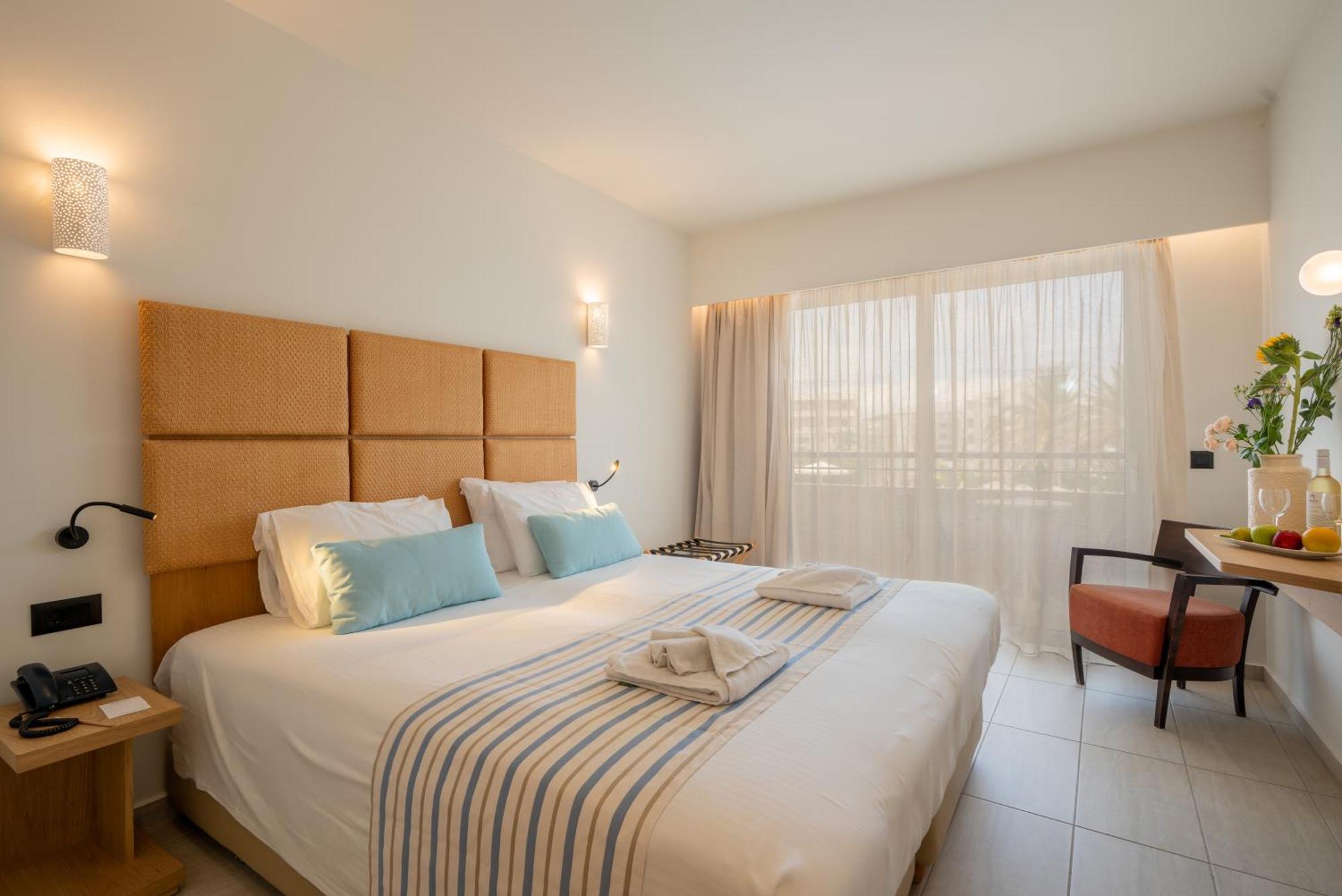 Minos Hotel ريثيمنو المظهر الخارجي الصورة