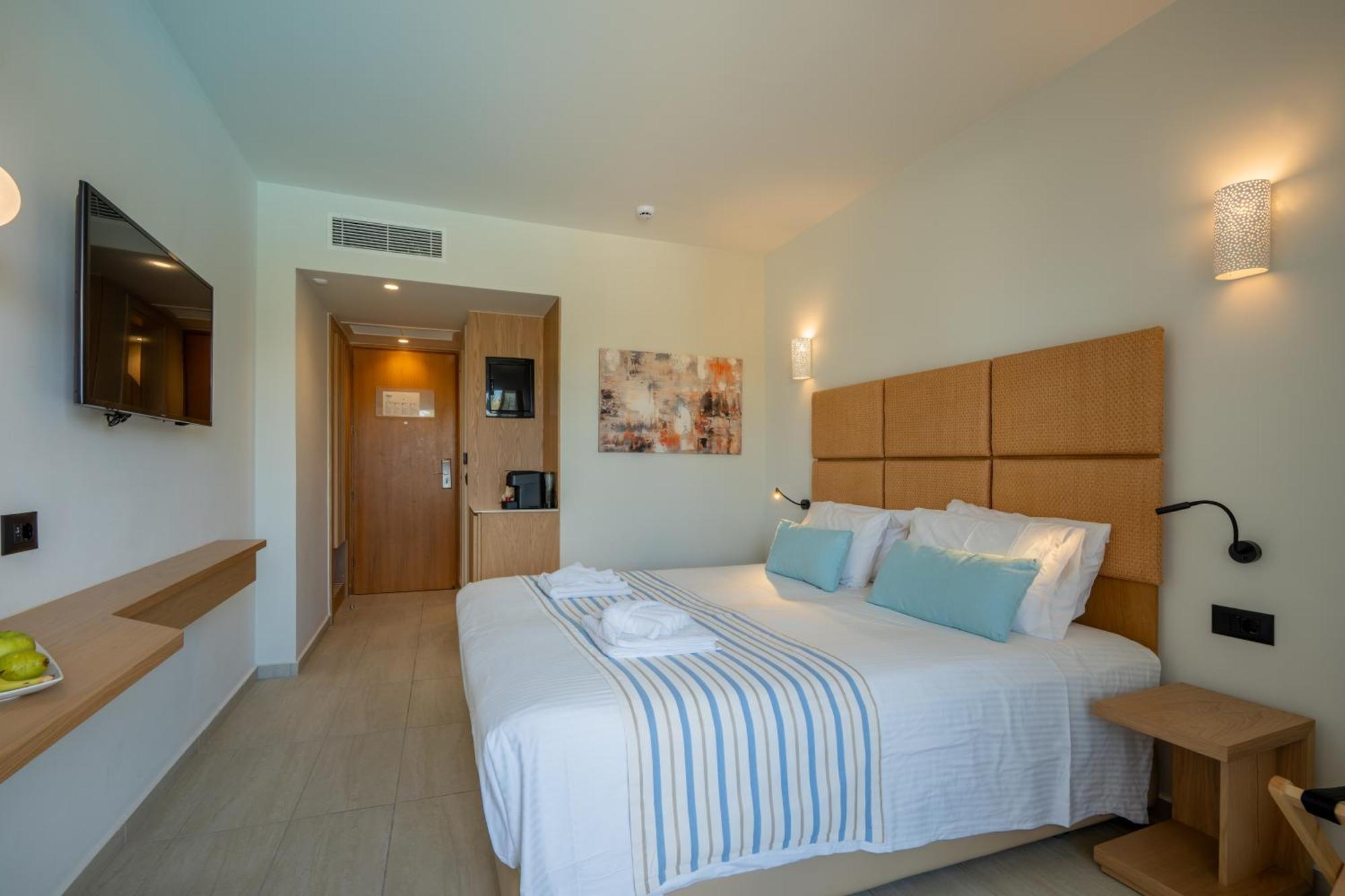 Minos Hotel ريثيمنو المظهر الخارجي الصورة